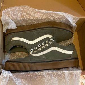 Vans Old Skool Suede Dust Olive Gum Sole Sneakers